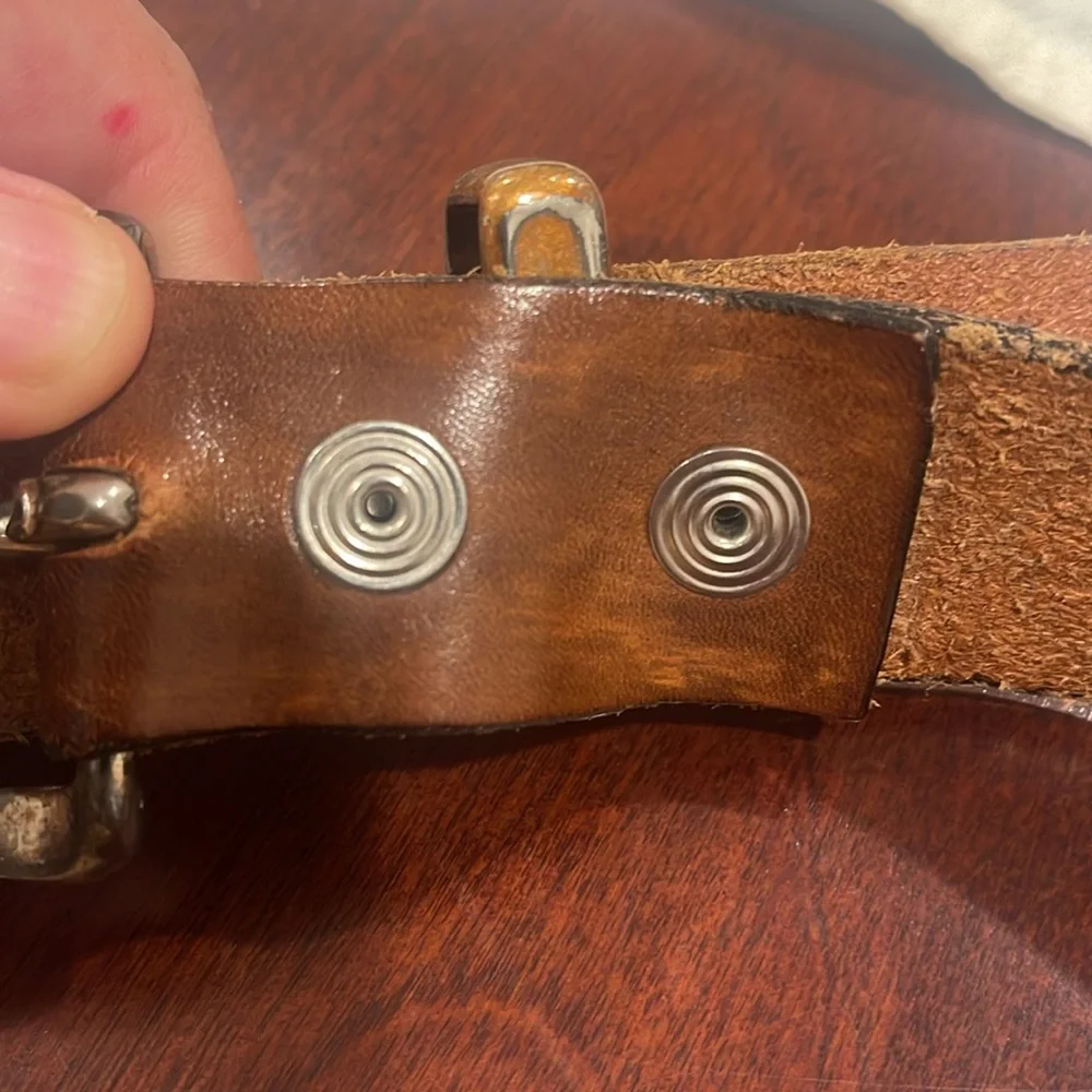 Vintage Leather Floral Tooled Belt with solid brass buckle - Picture 5 of 15